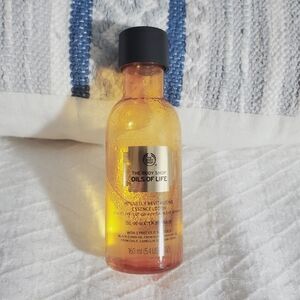 Super Rare The Body Shop "Oils of Life" Essence Lotion Bi-Phase